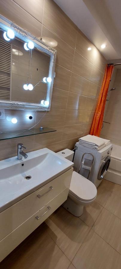 Huoneisto Parkcosylux Two Bedrooms Free Parking Riika