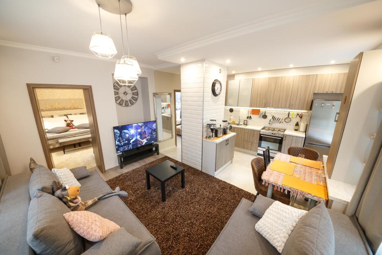 Parkcosylux Two Bedrooms Free Parking Huoneisto Riika