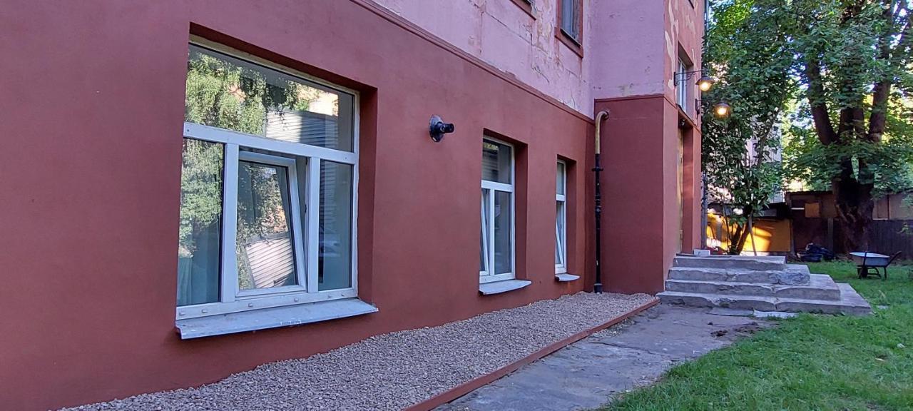 Parkcosylux Two Bedrooms Free Parking Huoneisto